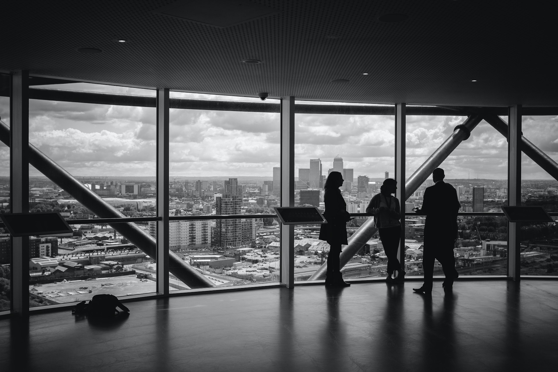 How to handle the Shortage of digitally-versed Leaders: An Executive Search Perspective