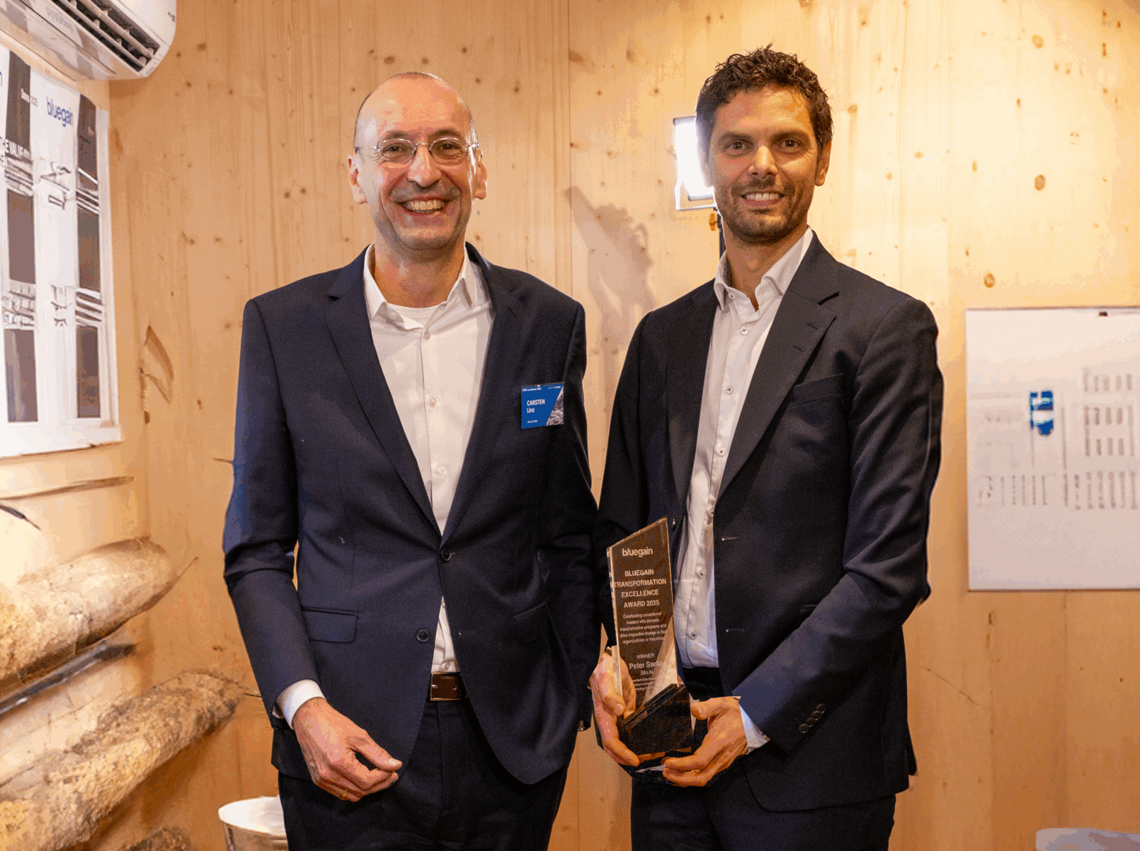 Peter Sarlin receiving the bluegain Transformation Excellence Award 2025
